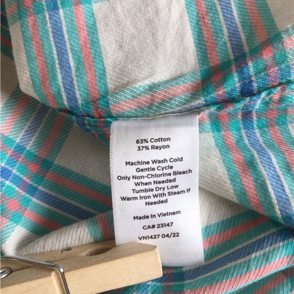 XL Talbots soft button down shirt - Picture 5 of 5